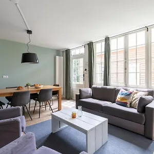 4* Apart-hotel Dockside Flats